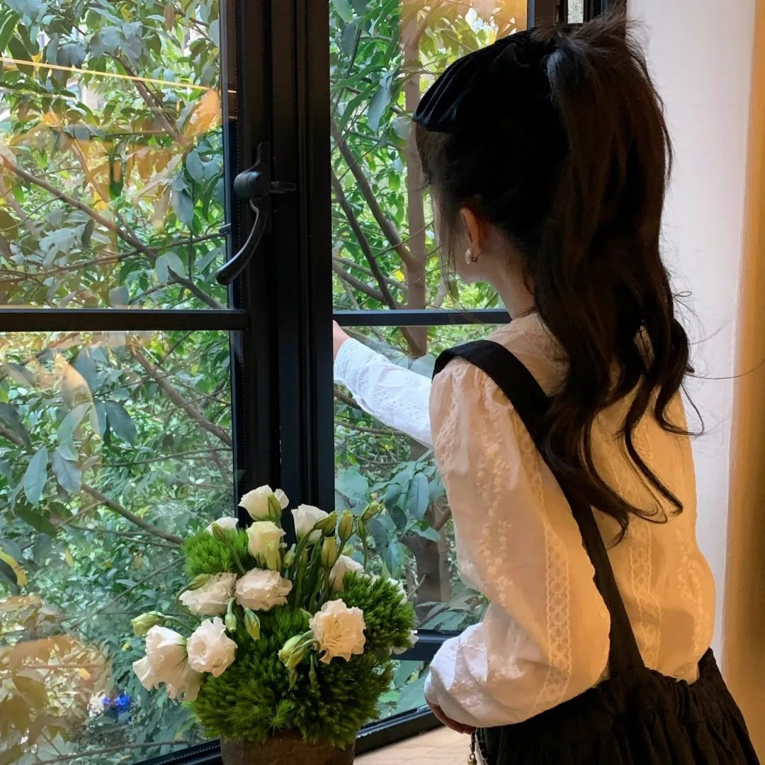 穷街艳女